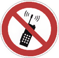Запрещается пользоваться мобильным (сотовым) телефоном или переносной рацией. Р 18